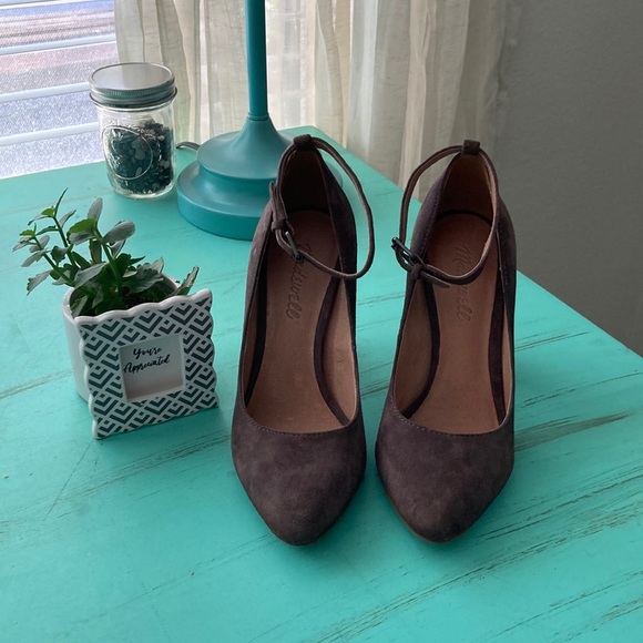 Madewell Shoes - Madewell The Cara Ankle Strap Heels Suede Pumps Size 5.5